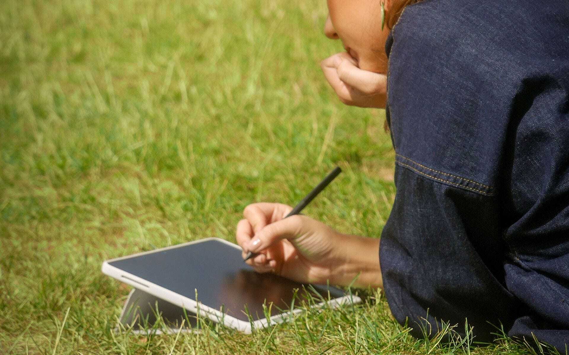 Wacom MovinkPad 11 Case | ACK45533Z