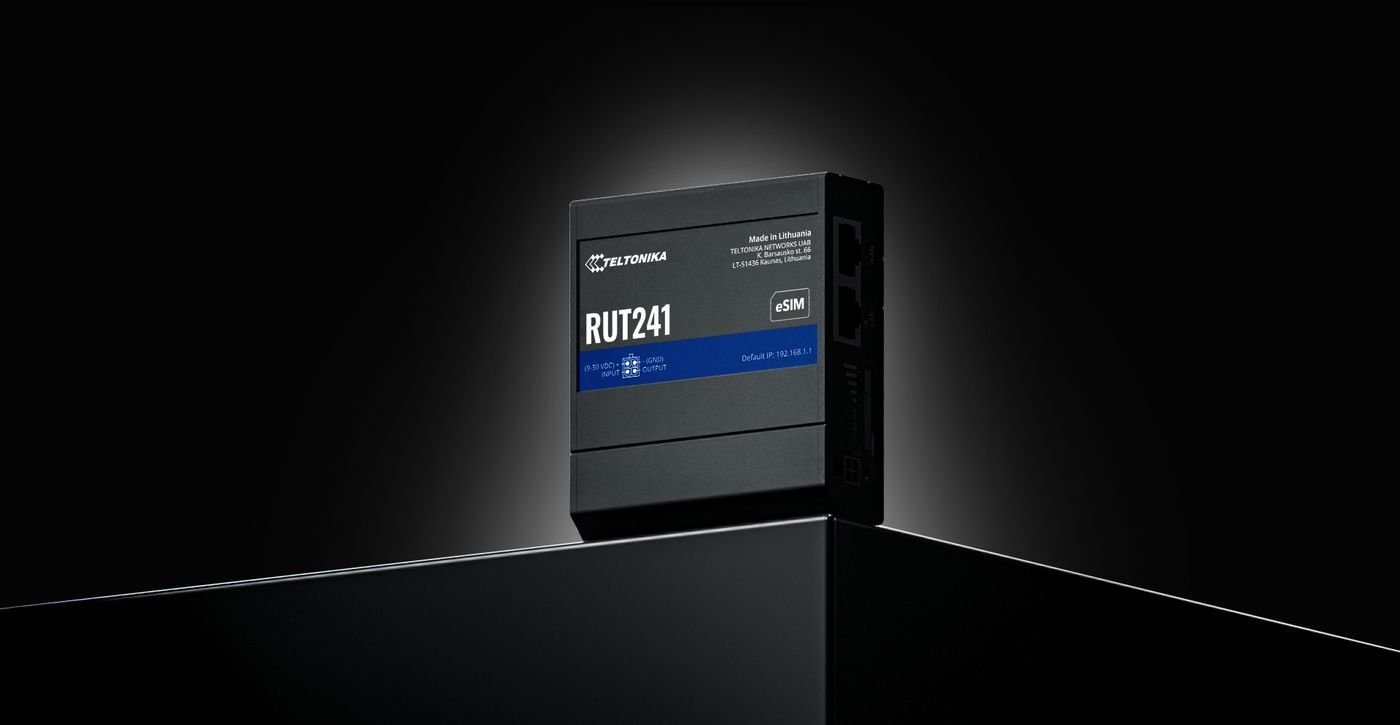 Panorama Antennas RUT241 (EU) 4G LTE