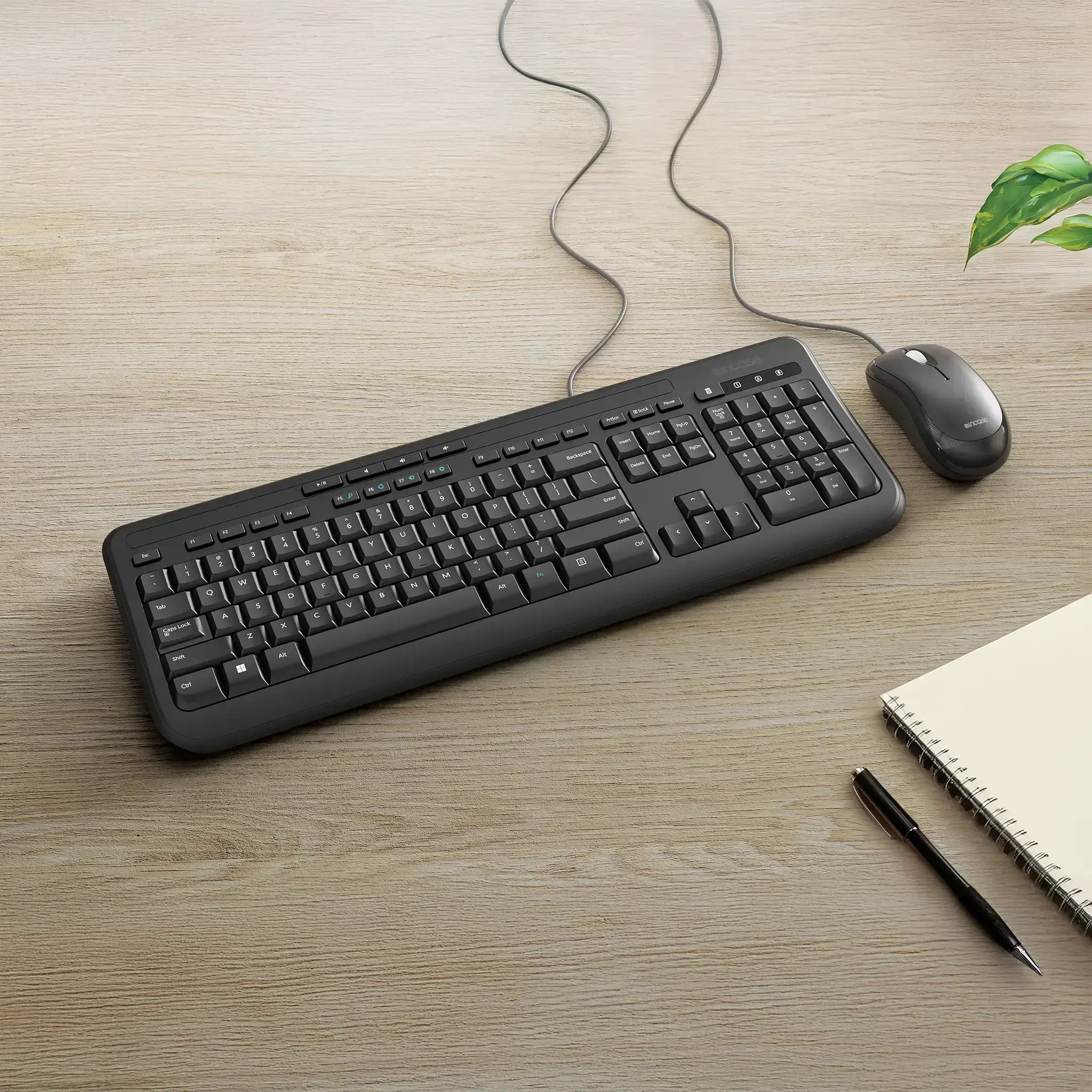 Klawiatura Incase Wired Desktop 600 (APB-00006)